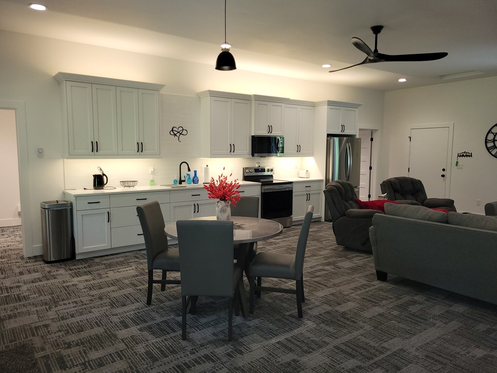 579 Noland Road Cascade, ID 83611 - Photo 9 of 31 RELAX