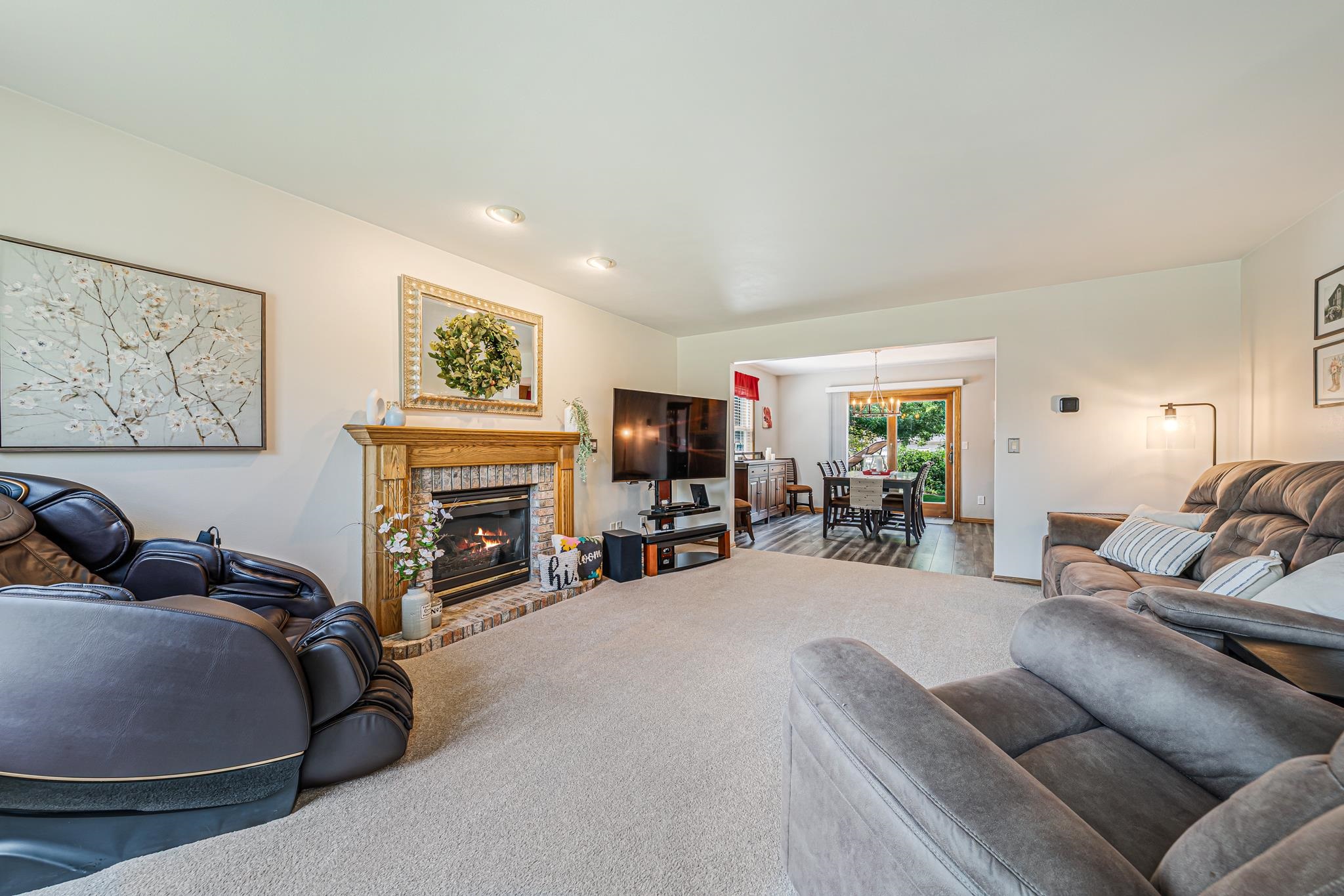W2434 Snowberry Drive Appleton, WI 54915 - Photo 8 of 44