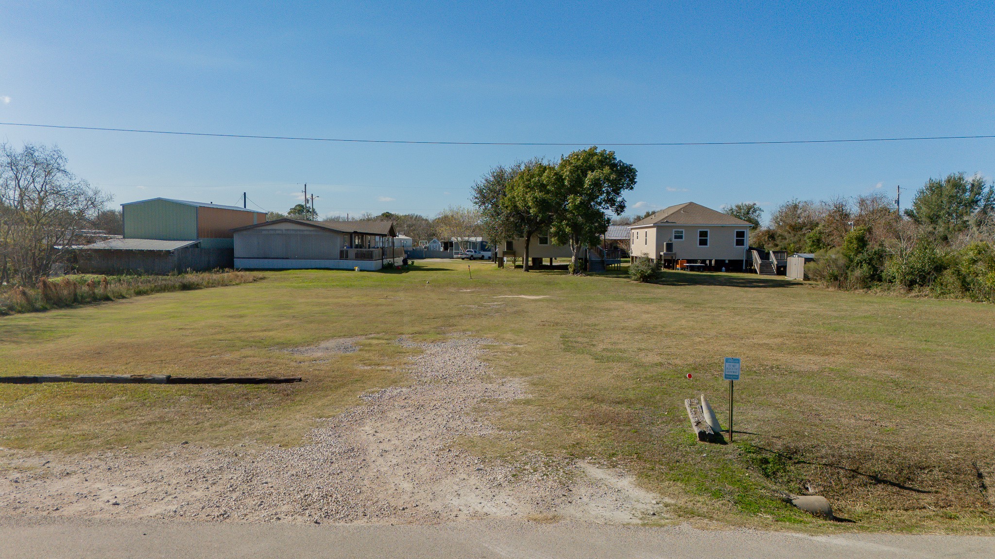 Na 5th Street San Leon, TX 77539 - Photo 4 of 8