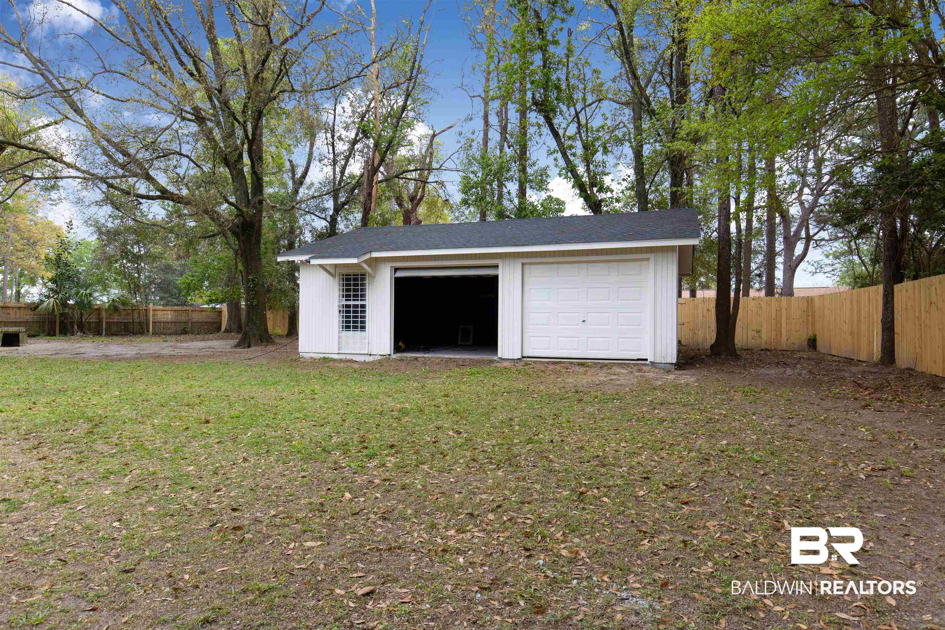 1432 South Polaris Drive Mobile, AL 36693 - Photo 20 of 27 View of detached garage