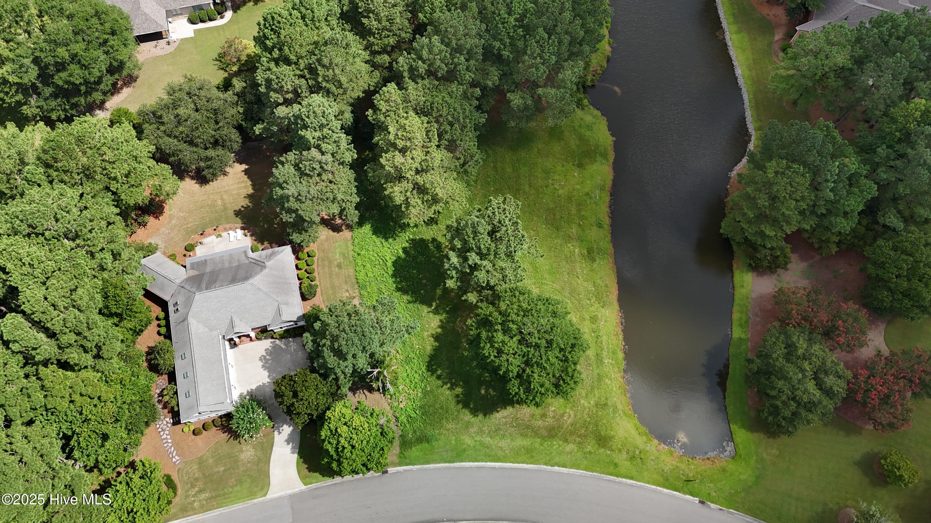 143 Red Fox Run Drive Wallace, NC 28466 - Photo 3 of 13 DJI_20250716110319_0396_D