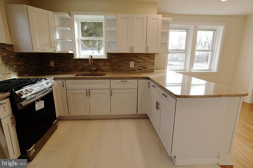 666 Manor Road Beverly, NJ 08010 - Photo 10 of 30