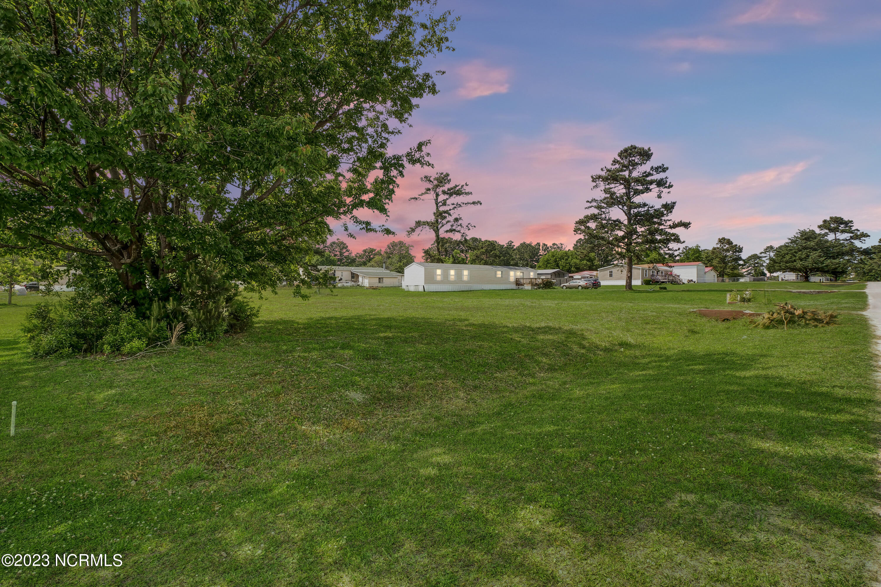 148 Gray Road Newport, NC 28570 - Photo 1 of 6 P9899398 (1)