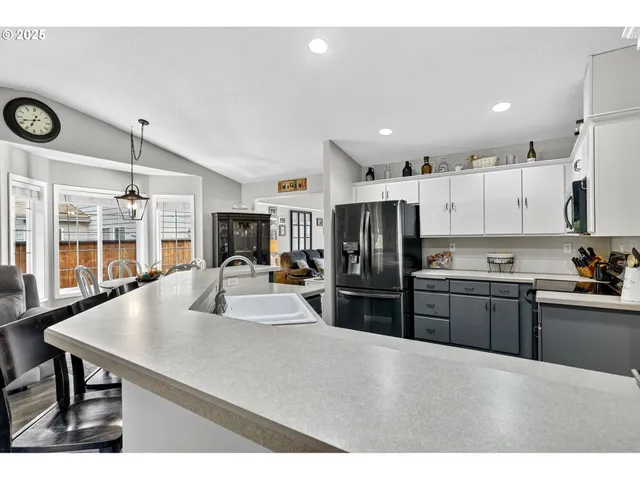 $459,000 | 3915 Southeast 14th Street, Gresham, OR 97080