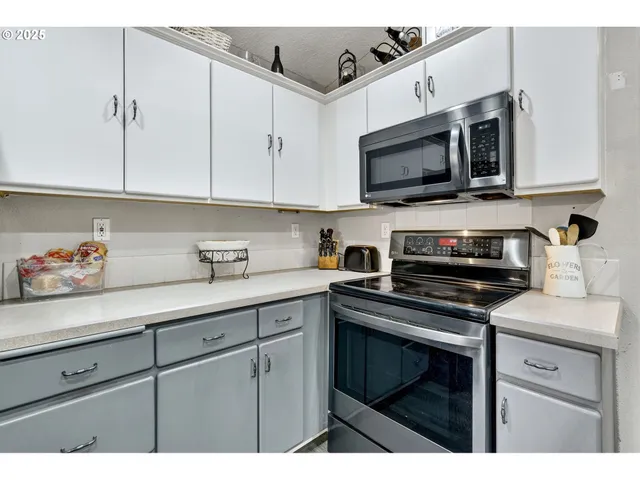 $459,000 | 3915 Southeast 14th Street, Gresham, OR 97080