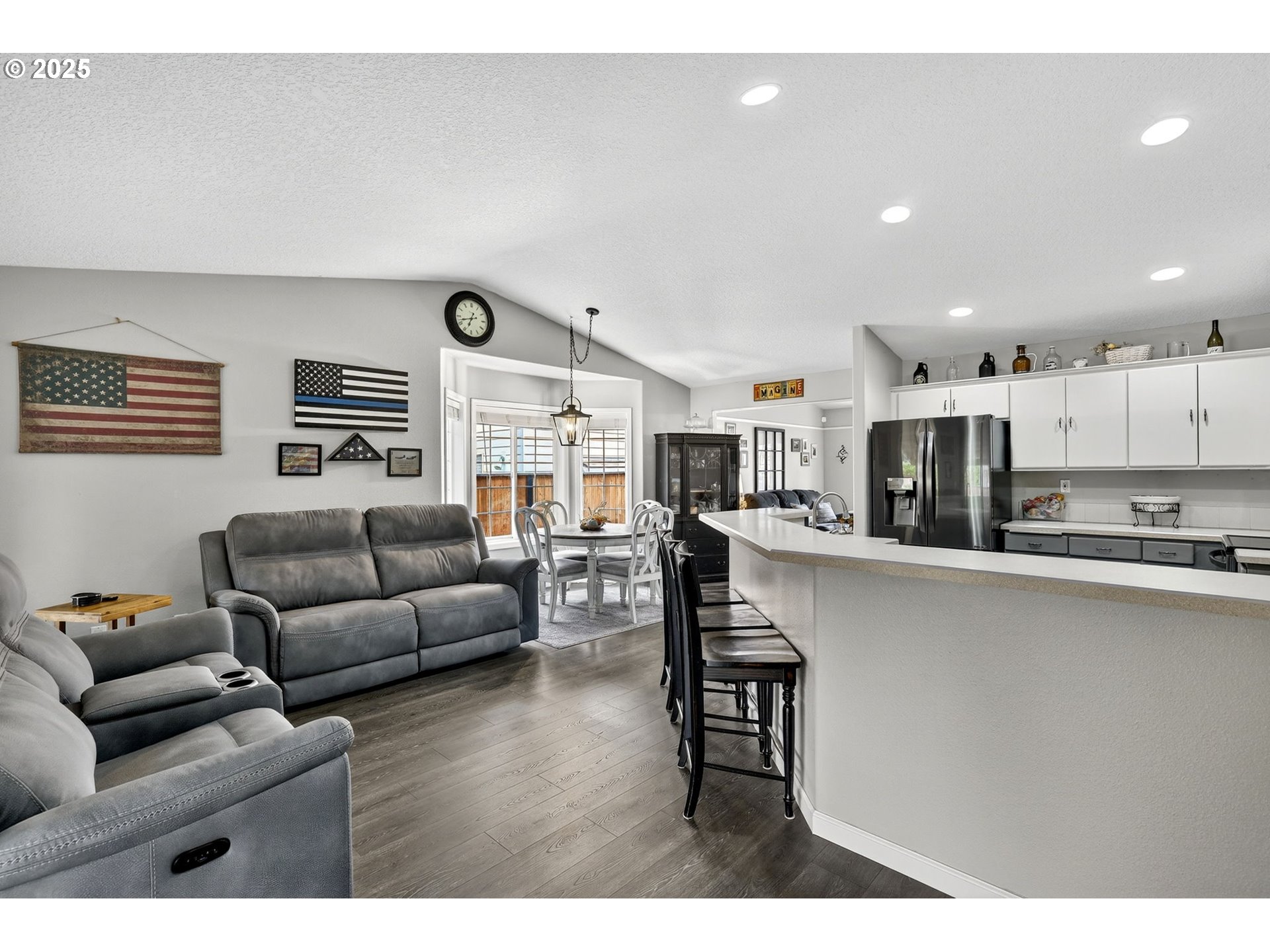 3915 Southeast 14th Street Gresham, OR 97080 - Photo 17 of 46 a living room with furniture and kitchen view