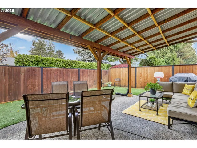 $459,000 | 3915 Southeast 14th Street, Gresham, OR 97080