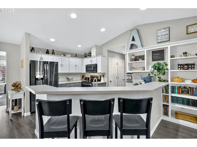 $459,000 | 3915 Southeast 14th Street, Gresham, OR 97080