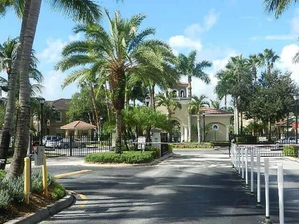 $3,000 | 4870 Bonsai Circle, Unit 200, Palm Beach Gardens, FL 33418