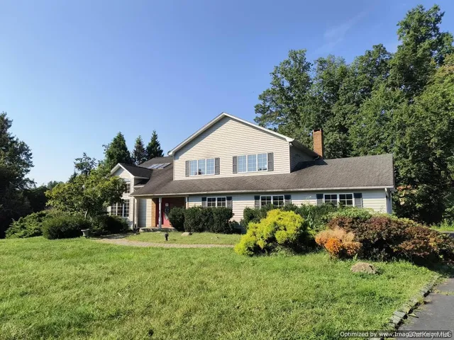 $728,000 | 3 Lenni Lenape Court, Stony Point, NY 10980