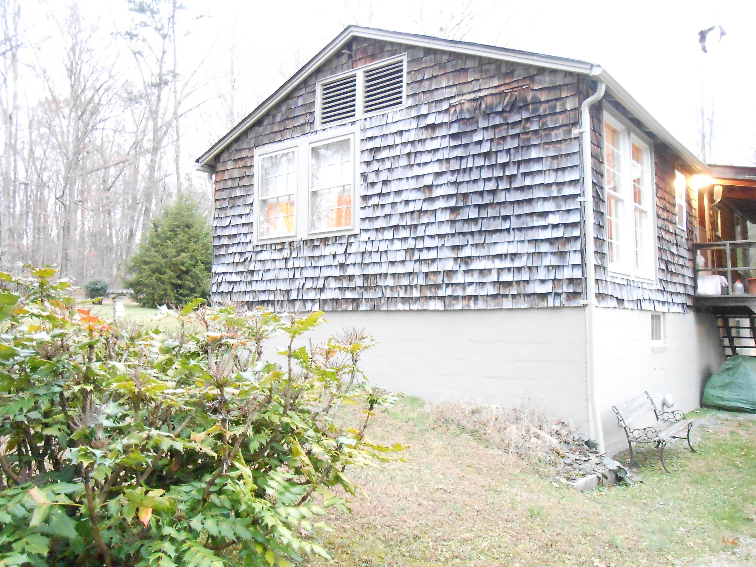 119 CCC Camp Road Norris, TN 37828 - Photo 3 of 12 Right Side of Home