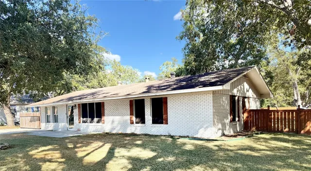 $310,000 | 600 Wilkes Street, Smithville, TX 78957