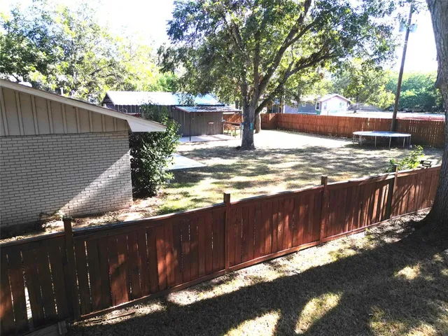 $310,000 | 600 Wilkes Street, Smithville, TX 78957