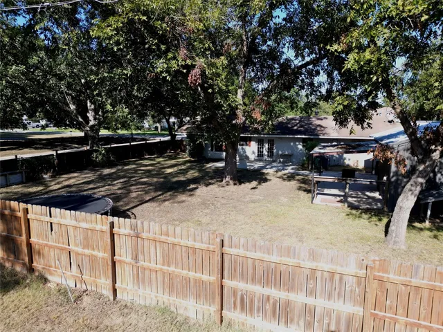 $310,000 | 600 Wilkes Street, Smithville, TX 78957