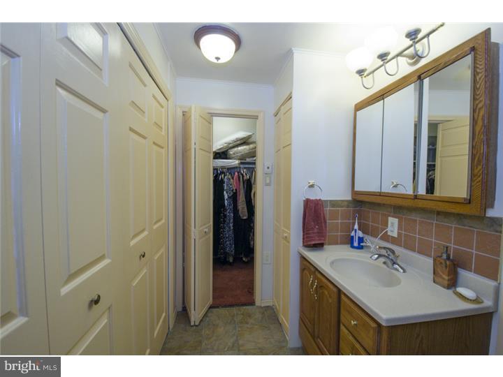 2732 Hillview Road Broomall, PA 19008 - Photo 5 of 25 Walk-in Closet