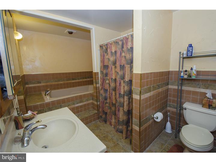 2732 Hillview Road Broomall, PA 19008 - Photo 6 of 25 Master Bathroom