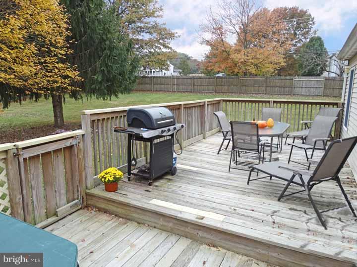 201 North Timber Road Holland, PA 18966 - Photo 23 of 23 Deck