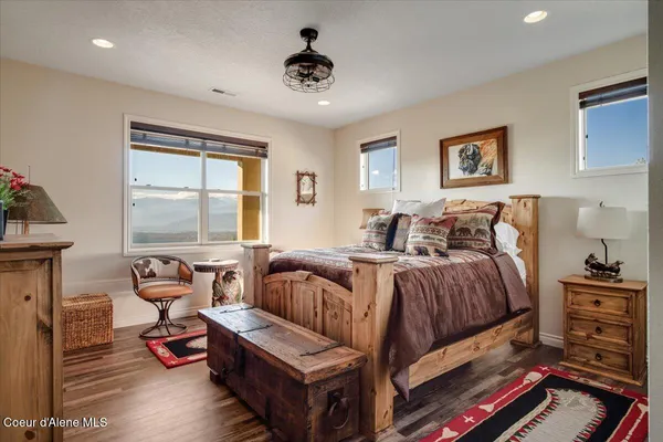 $2,995,000 | 3251 Elmira Road, Sandpoint, ID 83864