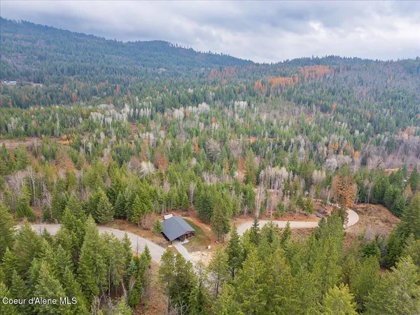 $2,995,000 | 3251 Elmira Road, Sandpoint, ID 83864