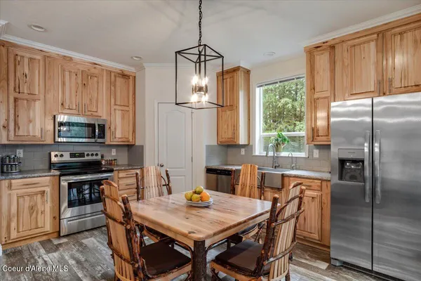 $2,995,000 | 3251 Elmira Road, Sandpoint, ID 83864