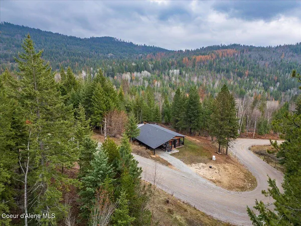 $2,995,000 | 3251 Elmira Road, Sandpoint, ID 83864