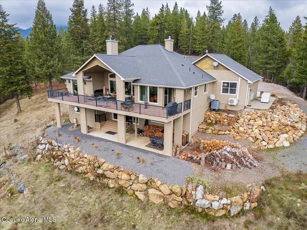 $2,995,000 | 3251 Elmira Road, Sandpoint, ID 83864