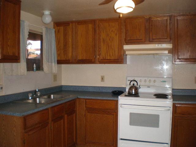 340 South Belaire Road Apache Junction, AZ 85119 - Photo 5 of 8 Kitchen