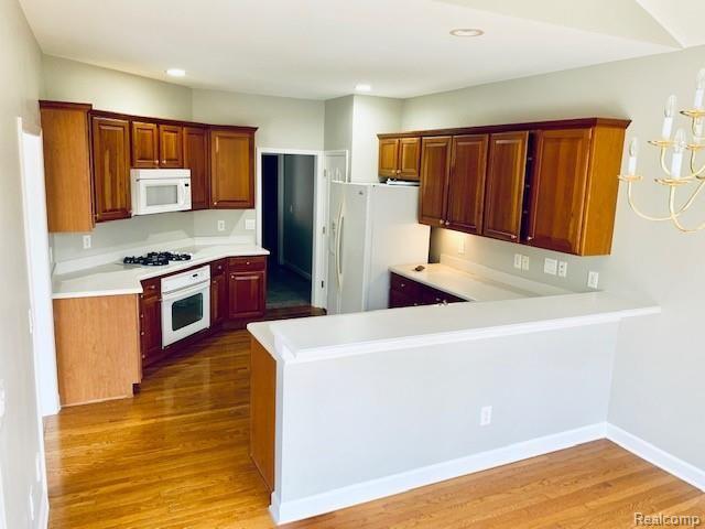3699 Tremonte Circle Rochester, MI 48306 - Photo 6 of 24 KITCHEN