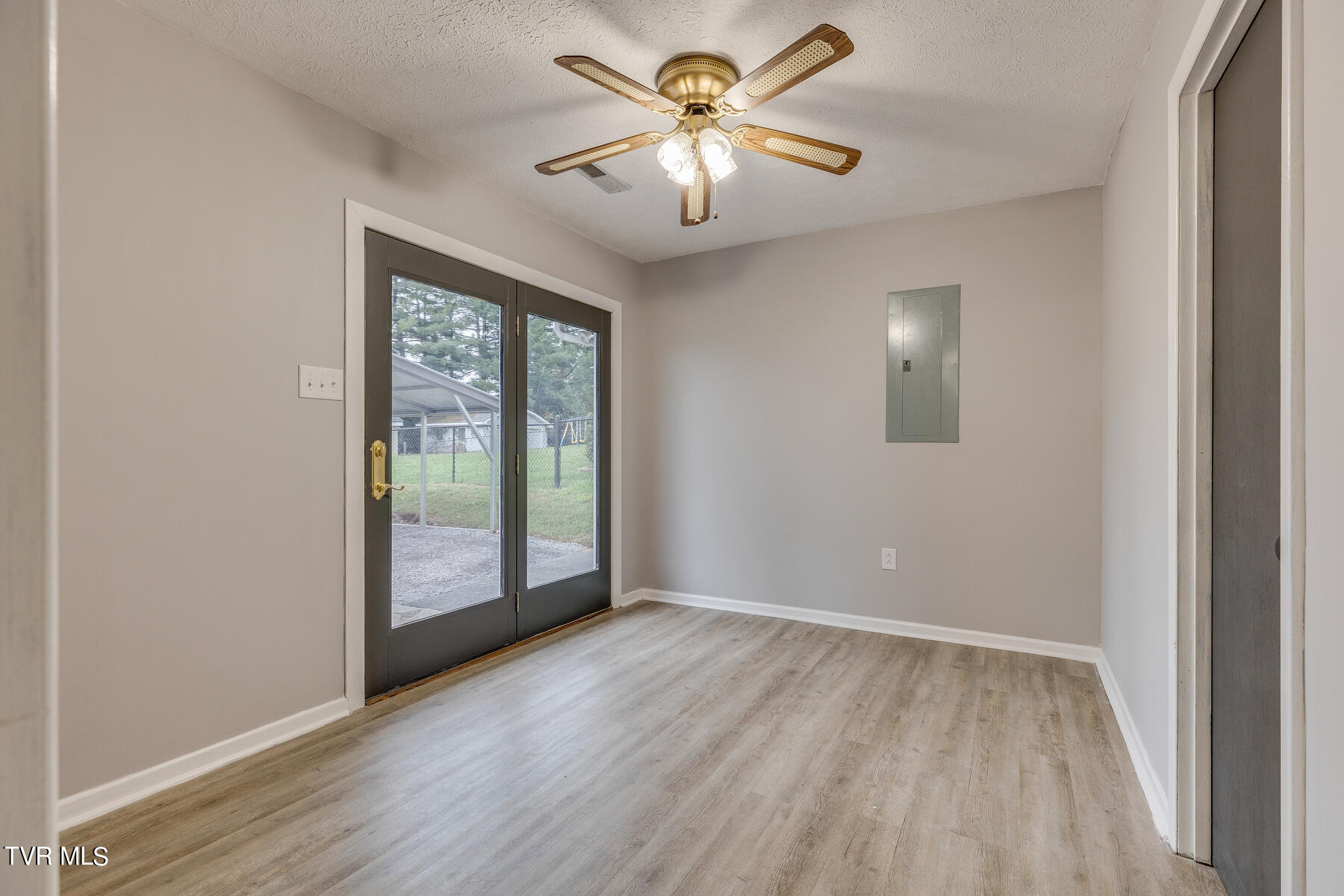 128 Pinecrest Road Kingsport, TN 37660 - Photo 26 of 52 027-1