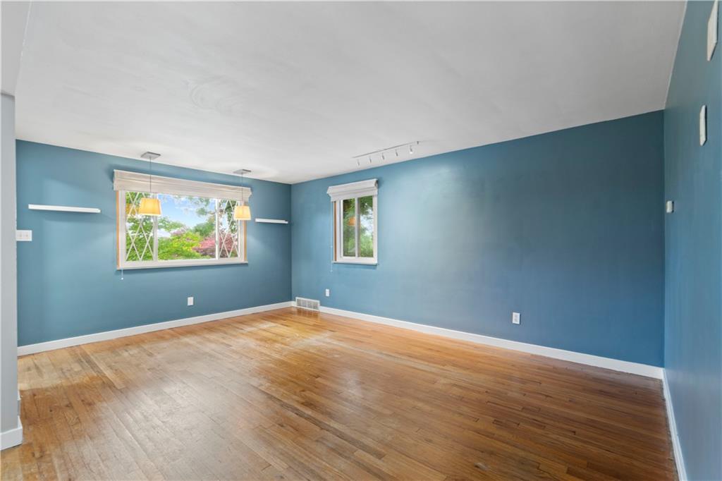 601 4th Street Verona, PA 15147 - Photo 4 of 33 Gallery Image 4