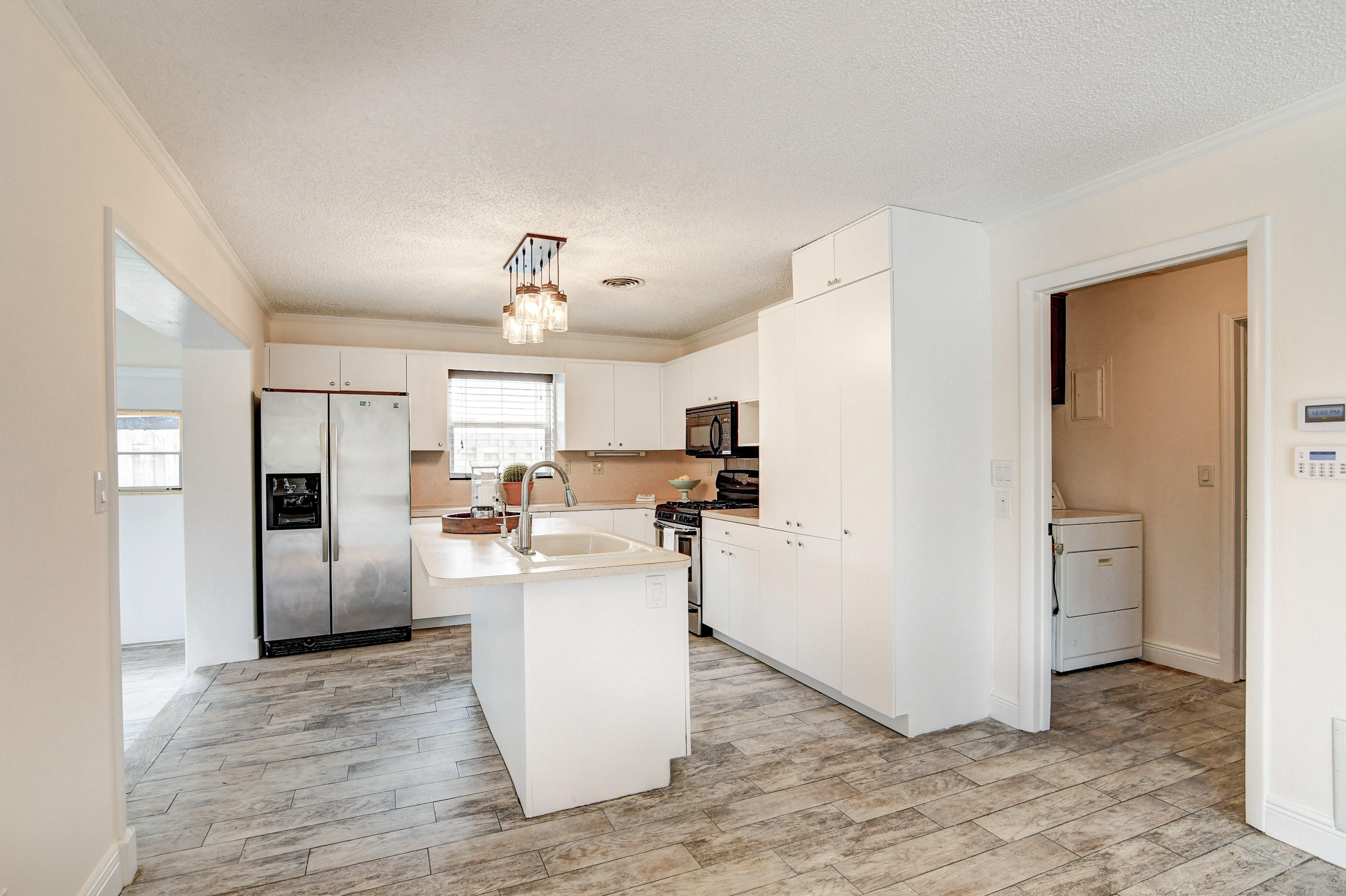 584 Northwest 16th Court Boca Raton, FL 33486 - Photo 25 of 63 29_dsc_9443_4_5_6_7