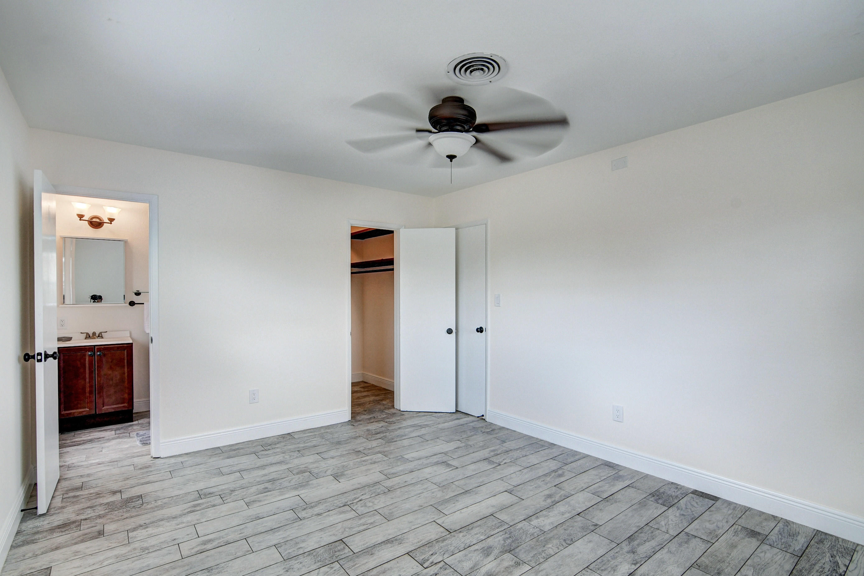 584 Northwest 16th Court Boca Raton, FL 33486 - Photo 37 of 63 Fans