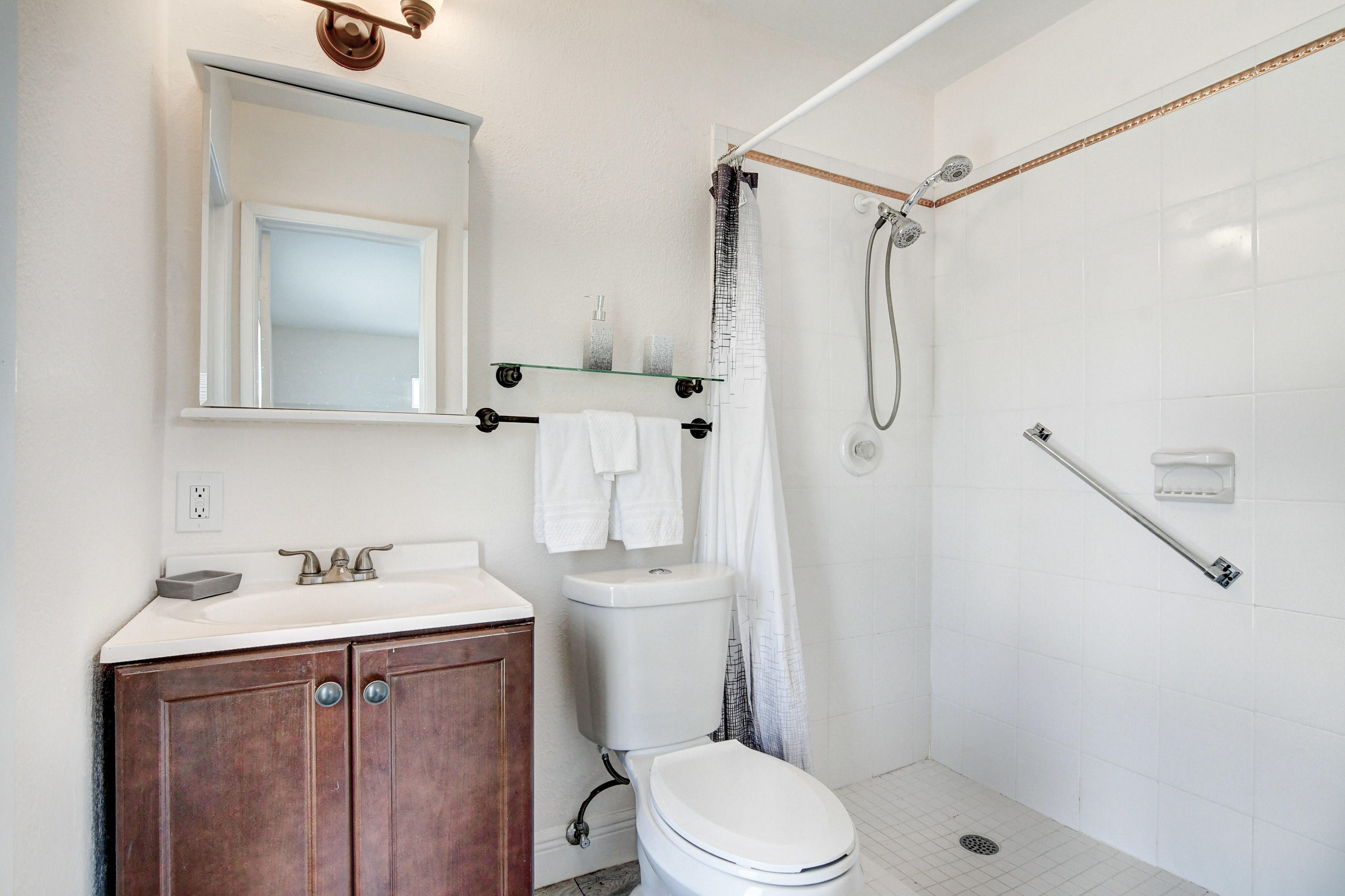584 Northwest 16th Court Boca Raton, FL 33486 - Photo 39 of 63 Master Shower