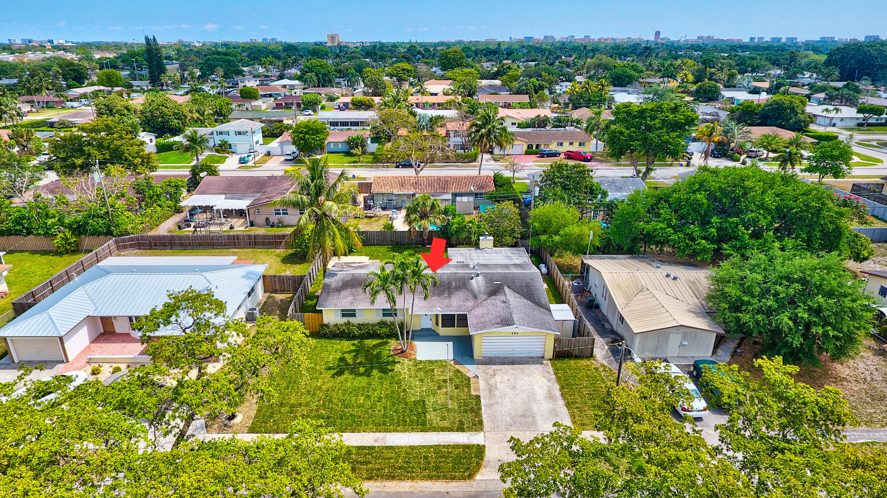 584 Northwest 16th Court Boca Raton, FL 33486 - Photo 10 of 63 Country club village