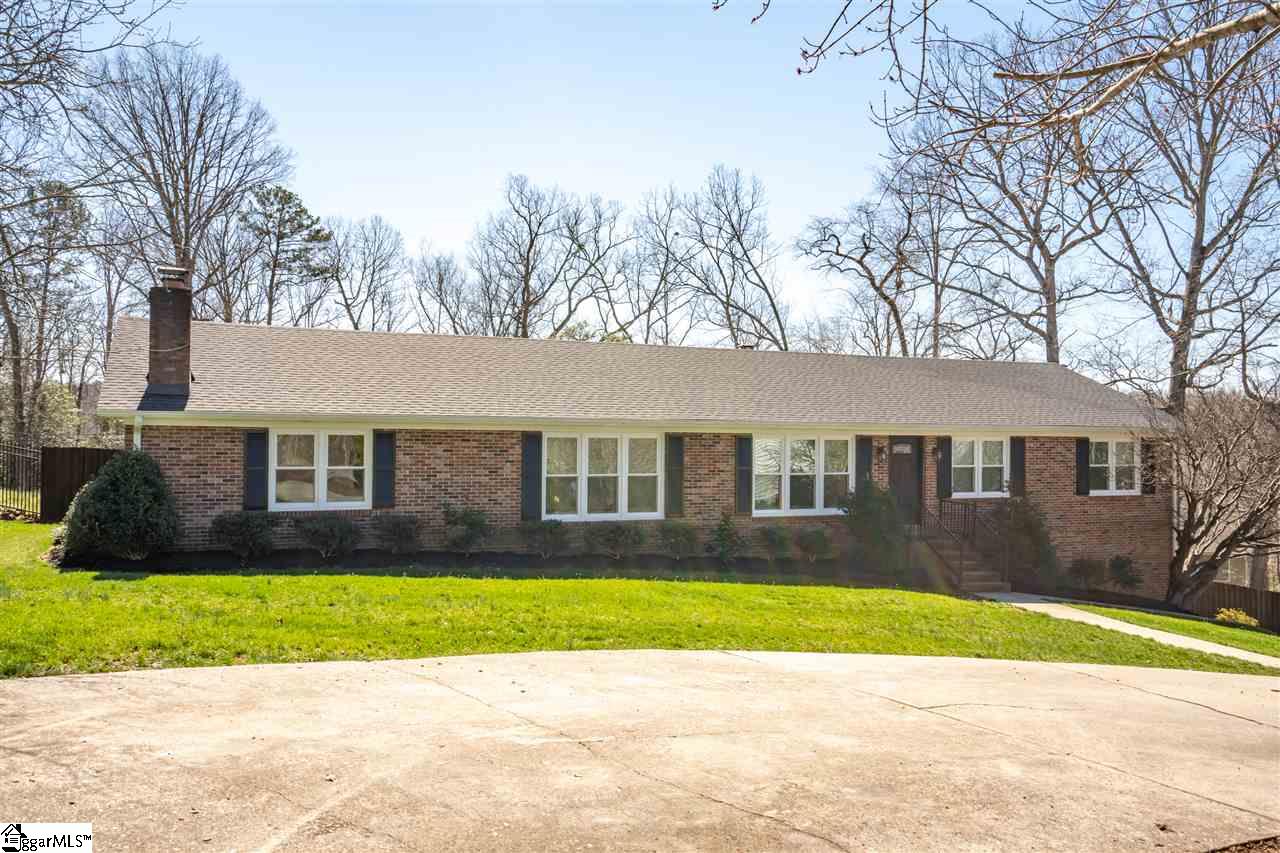 Over 2300sf, corner lot, 4 bedroom & 3 bathrooms