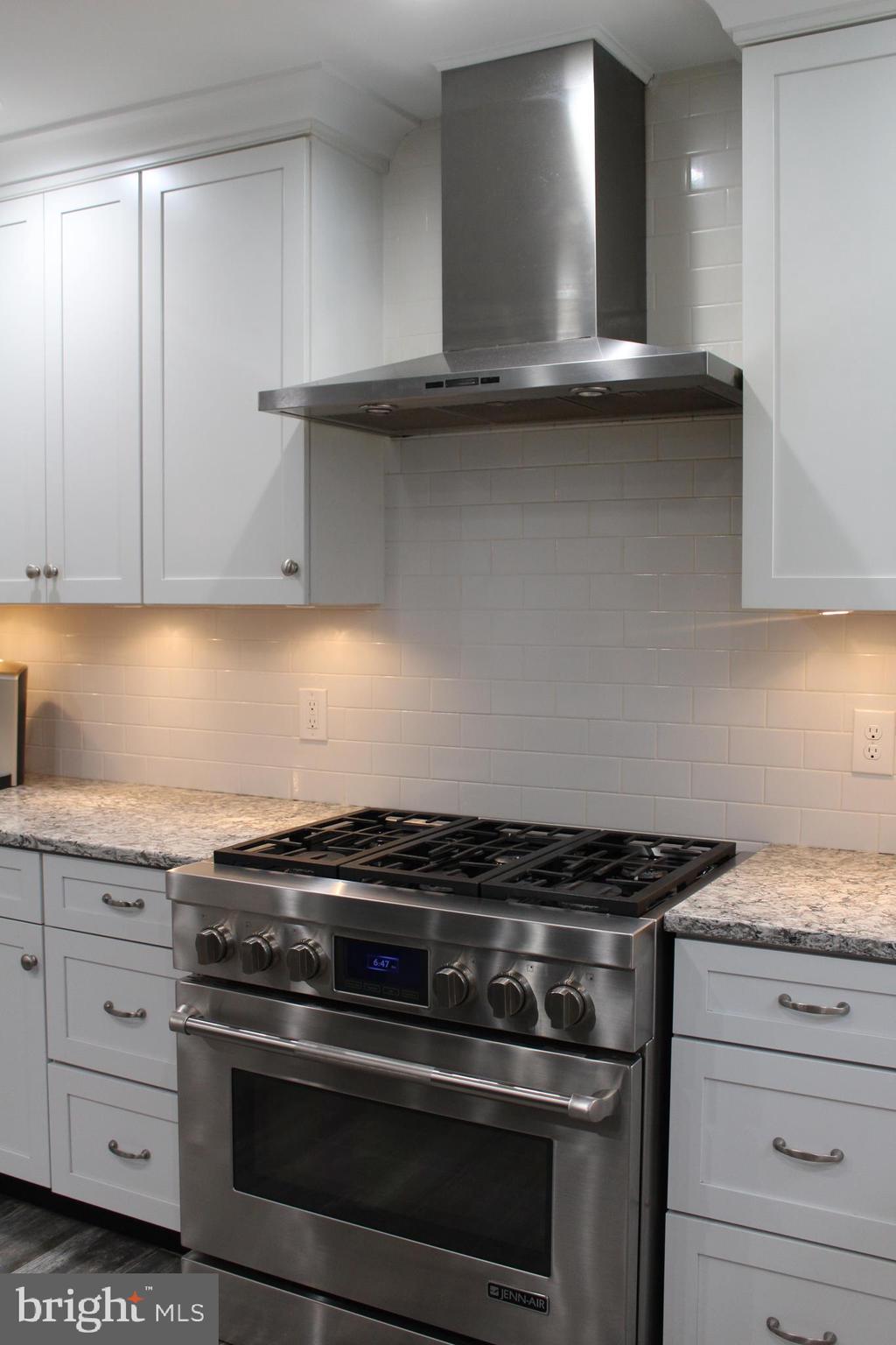 8105 Main Creek Road Pasadena, MD 21122 - Photo 24 of 81 Gallery Image 24