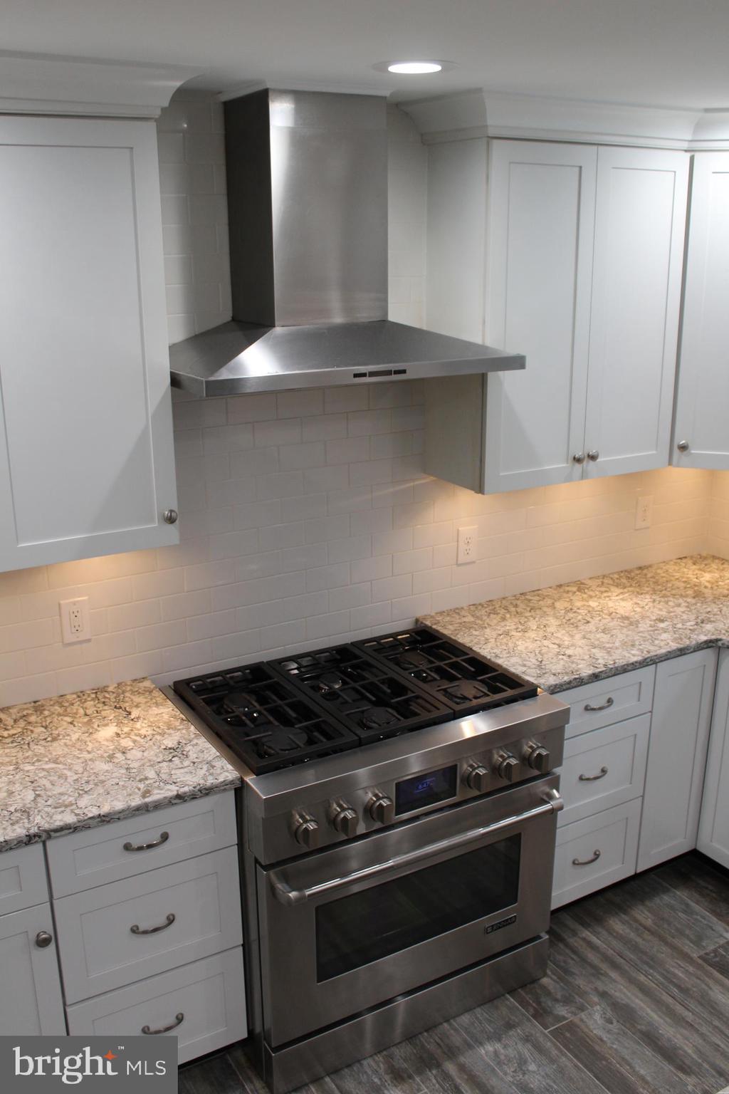 8105 Main Creek Road Pasadena, MD 21122 - Photo 26 of 81 Gallery Image 26