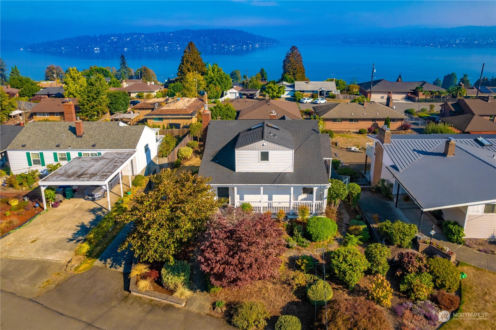 7544 South Sunnycrest Road Seattle, WA 98178 - Photo 15 of 40 an aerial view of multiple house