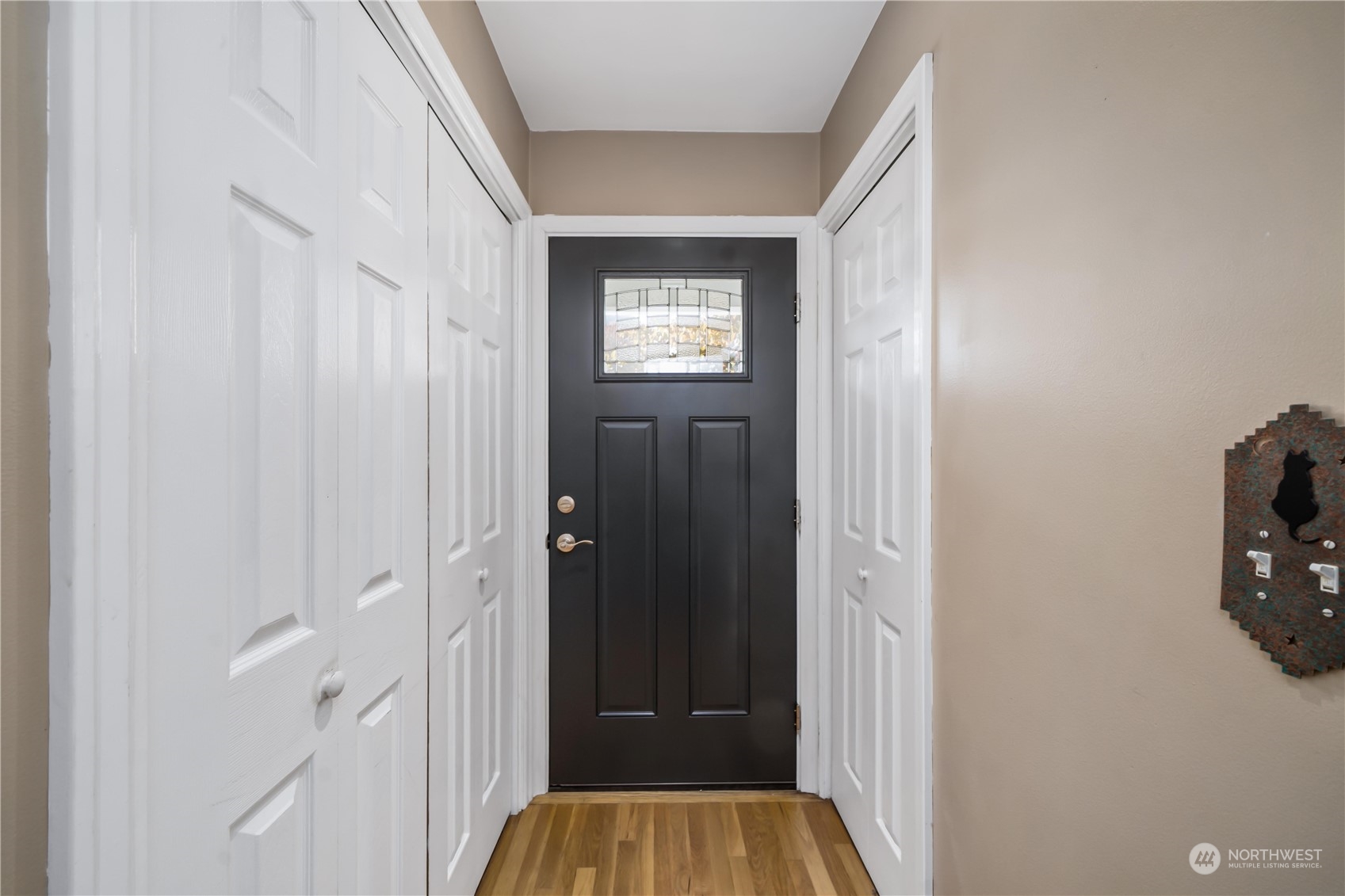 7544 South Sunnycrest Road Seattle, WA 98178 - Photo 16 of 40 a view of a hallway with a small space