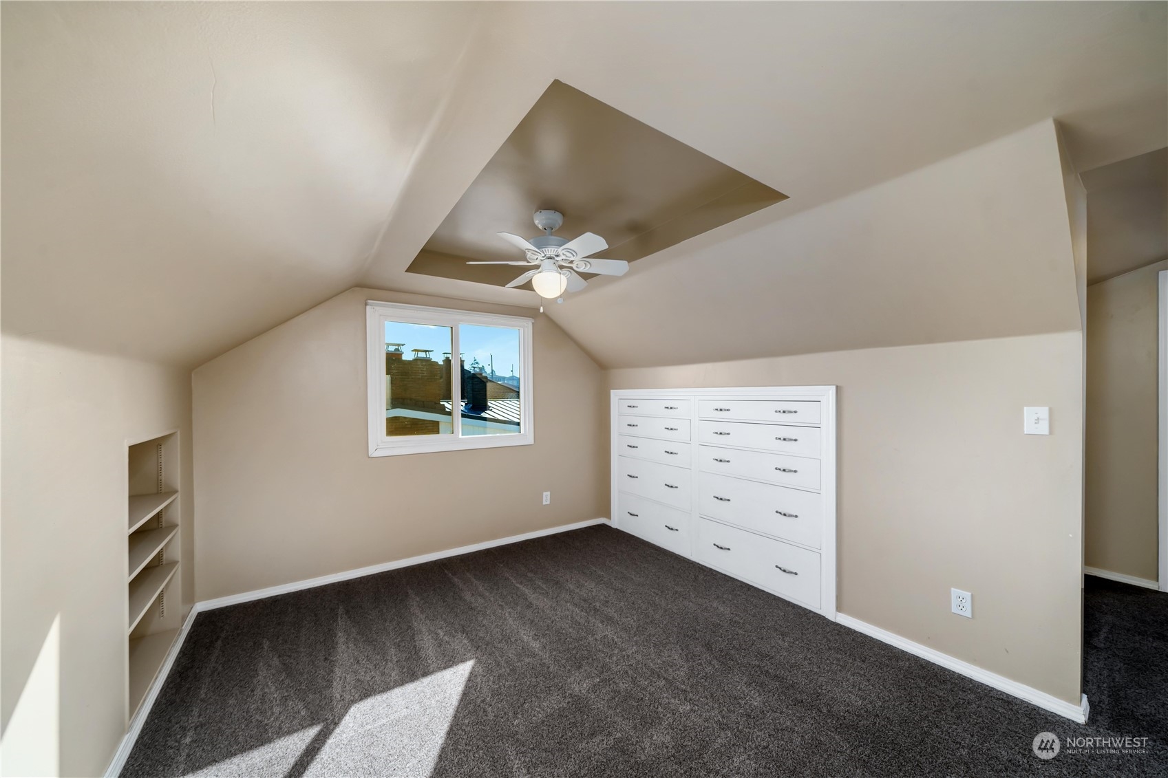 7544 South Sunnycrest Road Seattle, WA 98178 - Photo 31 of 40 a view of a livingroom with furniture