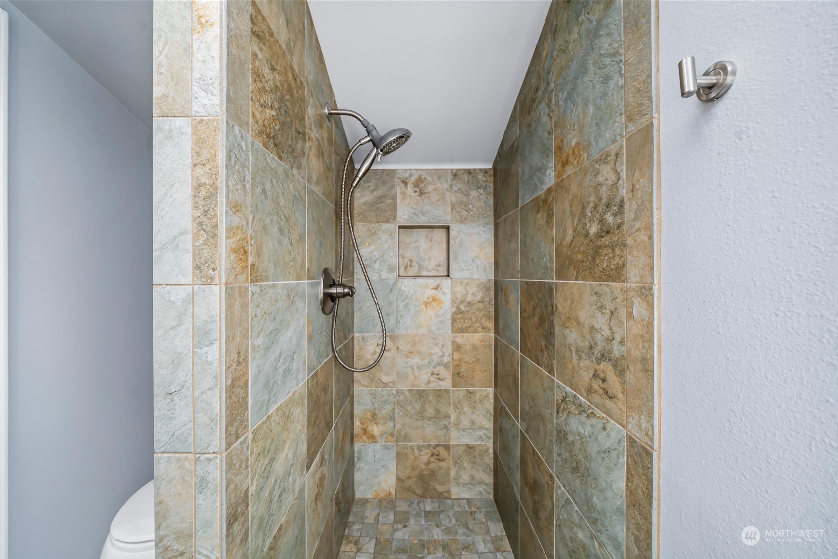 7544 South Sunnycrest Road Seattle, WA 98178 - Photo 33 of 40 a bathroom with a shower