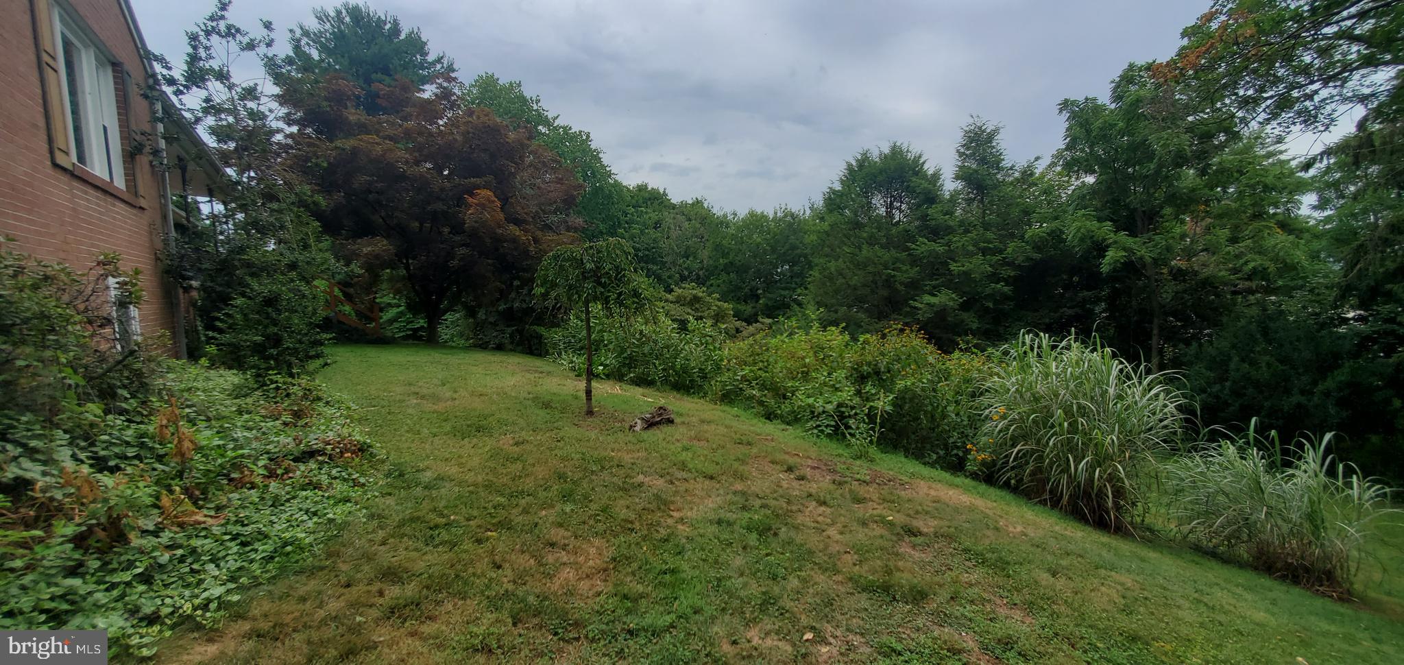 2060 Winding Road York, PA 17408 - Photo 8 of 14 Gallery Image 8