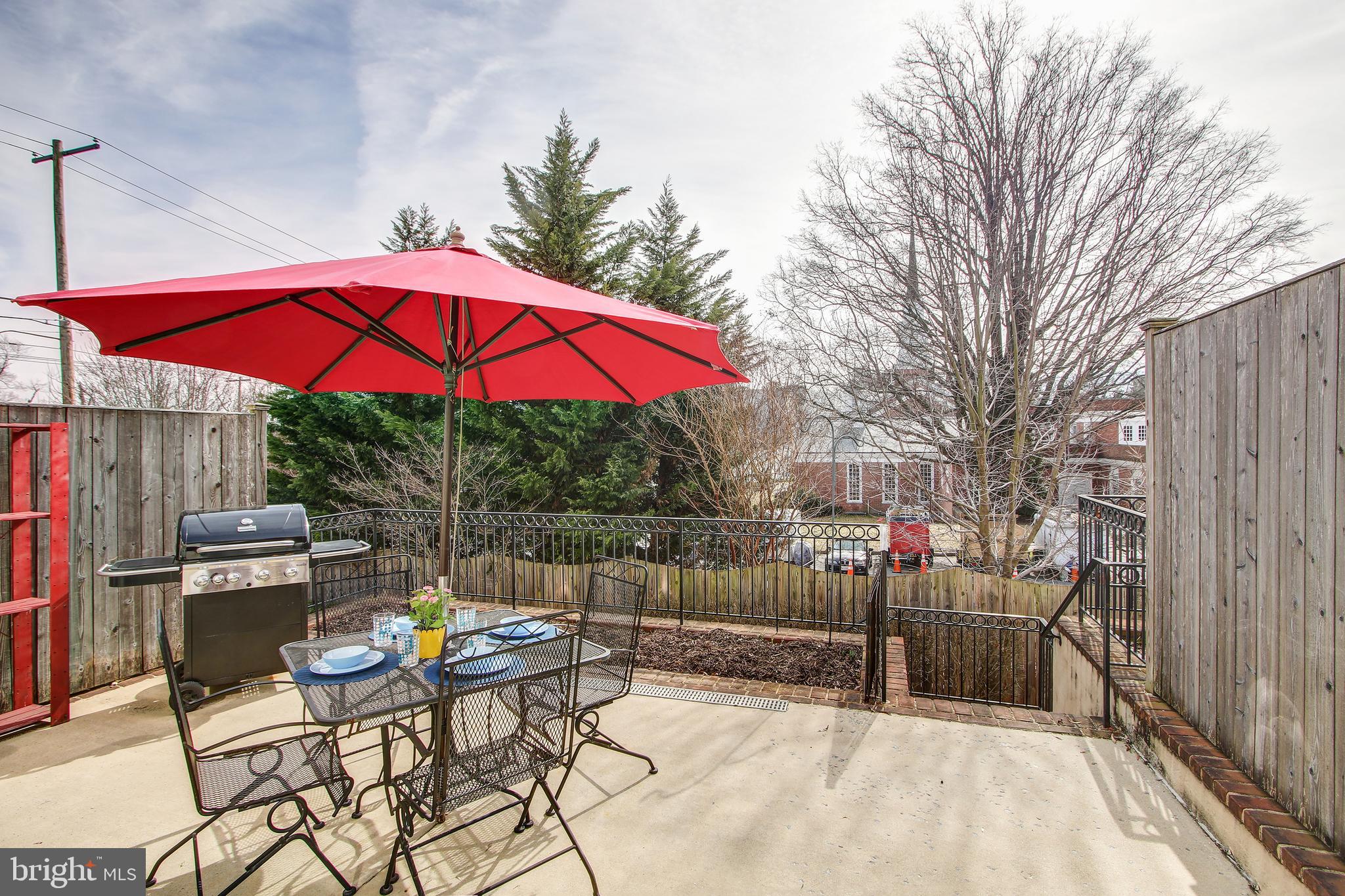 8811 Courts Way Silver Spring, MD 20910 - Photo 12 of 36 Gallery Image 12