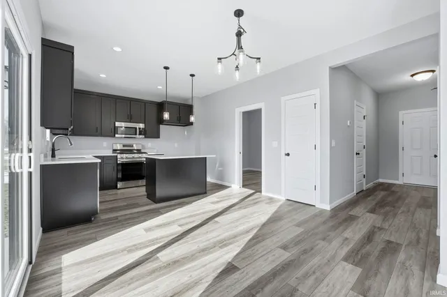 $379,900 | 805 Zenos Boulevard, Fort Wayne, IN 46818