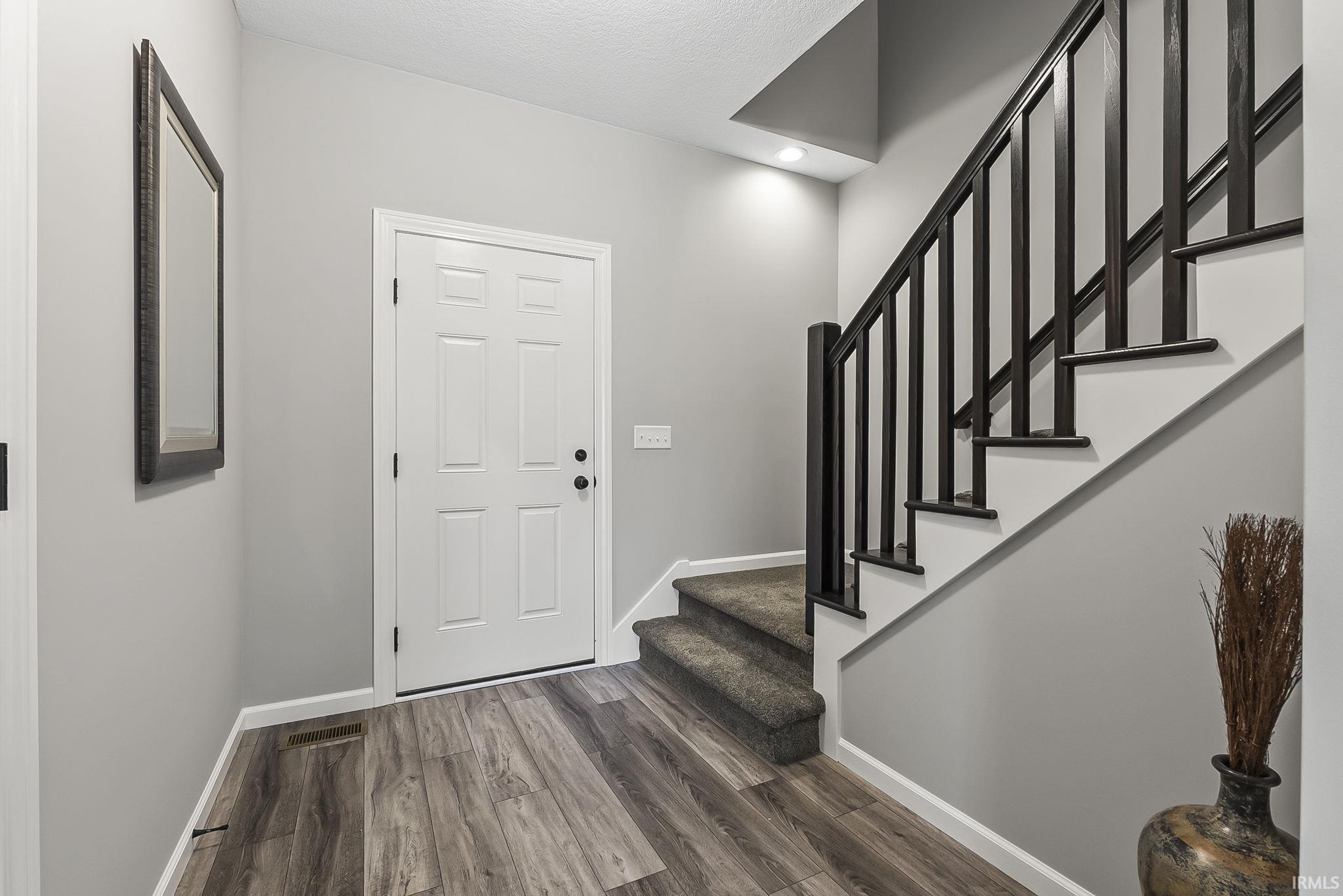 805 Zenos Boulevard Fort Wayne, IN 46818 - Photo 12 of 36