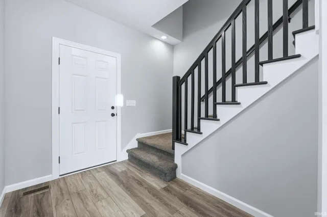 $379,900 | 805 Zenos Boulevard, Fort Wayne, IN 46818