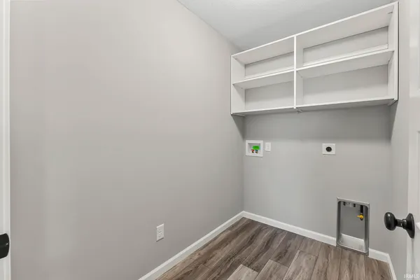 $379,900 | 805 Zenos Boulevard, Fort Wayne, IN 46818