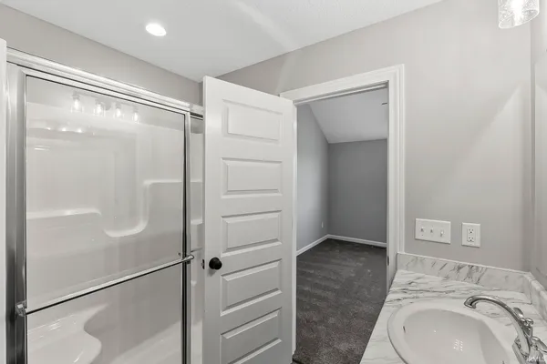 $379,900 | 805 Zenos Boulevard, Fort Wayne, IN 46818