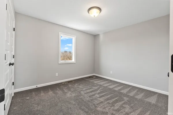$379,900 | 805 Zenos Boulevard, Fort Wayne, IN 46818