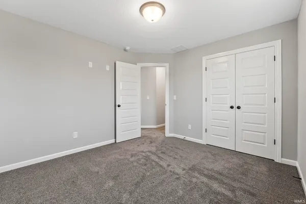 $379,900 | 805 Zenos Boulevard, Fort Wayne, IN 46818
